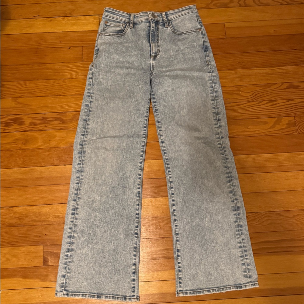 Guess Light Wash Wide Leg Jeans